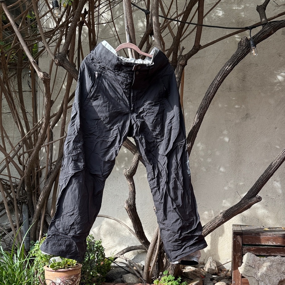 Burton Men's Black Cargo Pants